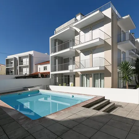 Rooftop Oasis * نازاريه